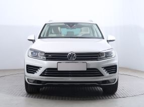Volkswagen Touareg - 2015
