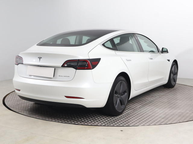 Tesla Model 3 Long Range 4WD 74kWh