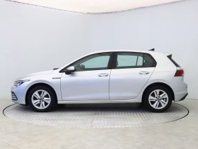 Volkswagen Golf - 2020
