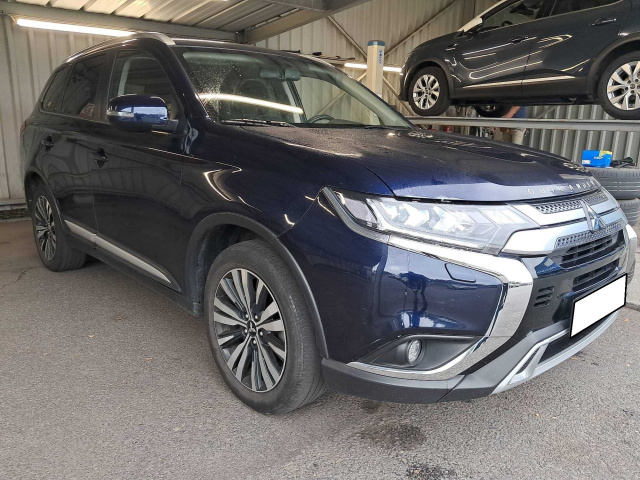 Mitsubishi Outlander 2020