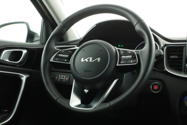 Kia XCeed - 2025