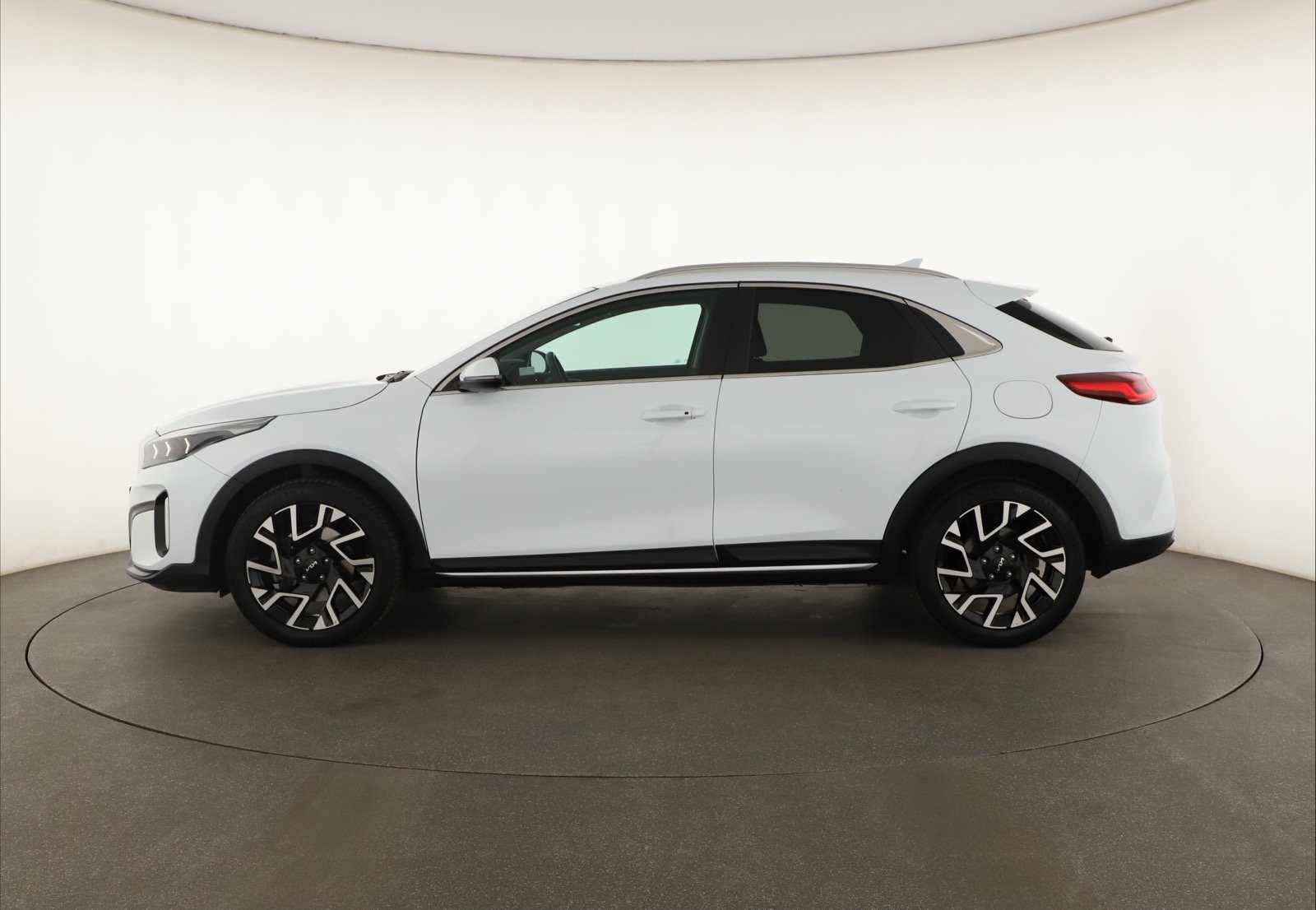 Kia XCeed - 2025
