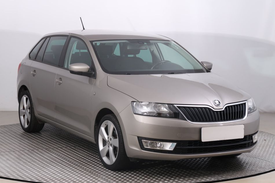 Skoda Rapid Spaceback - 2015