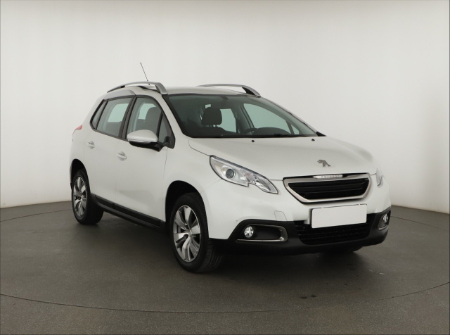 Peugeot 2008, 2015