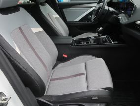Opel Astra - 2022