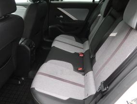 Opel Astra - 2022