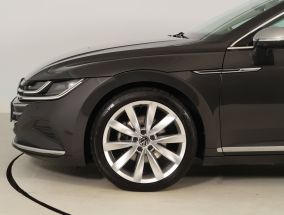 Volkswagen Arteon - 2021
