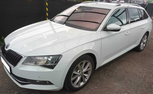 Škoda Superb 2016