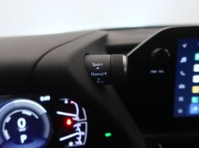 Lexus UX - 2024