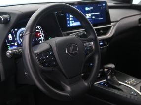 Lexus UX - 2024