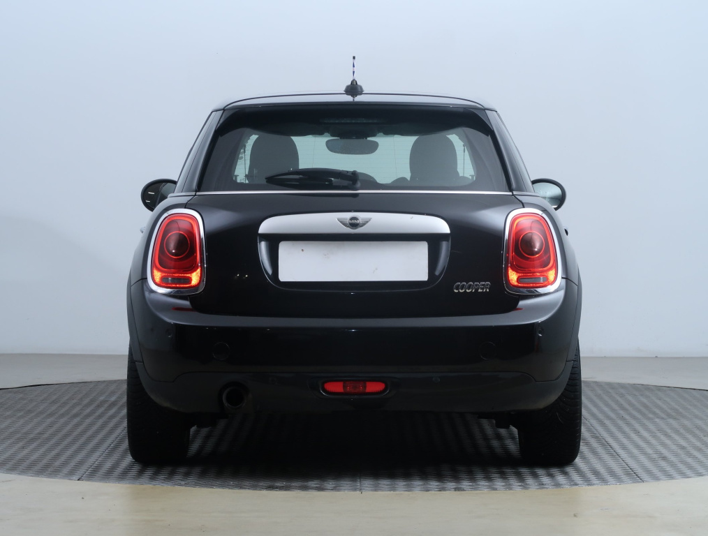 MINI 5-door