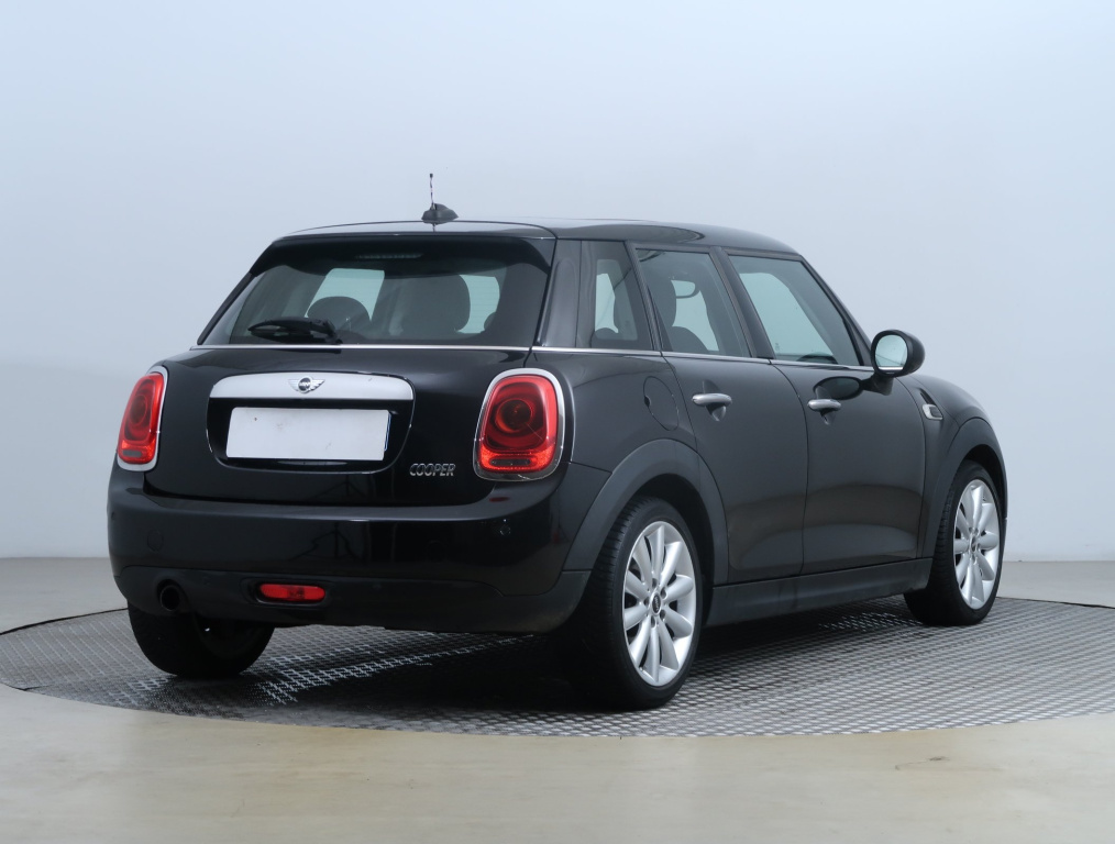 MINI 5-door