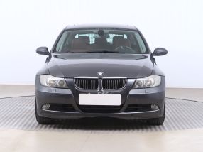 BMW 3 - 2005