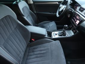 Škoda Superb - 2022