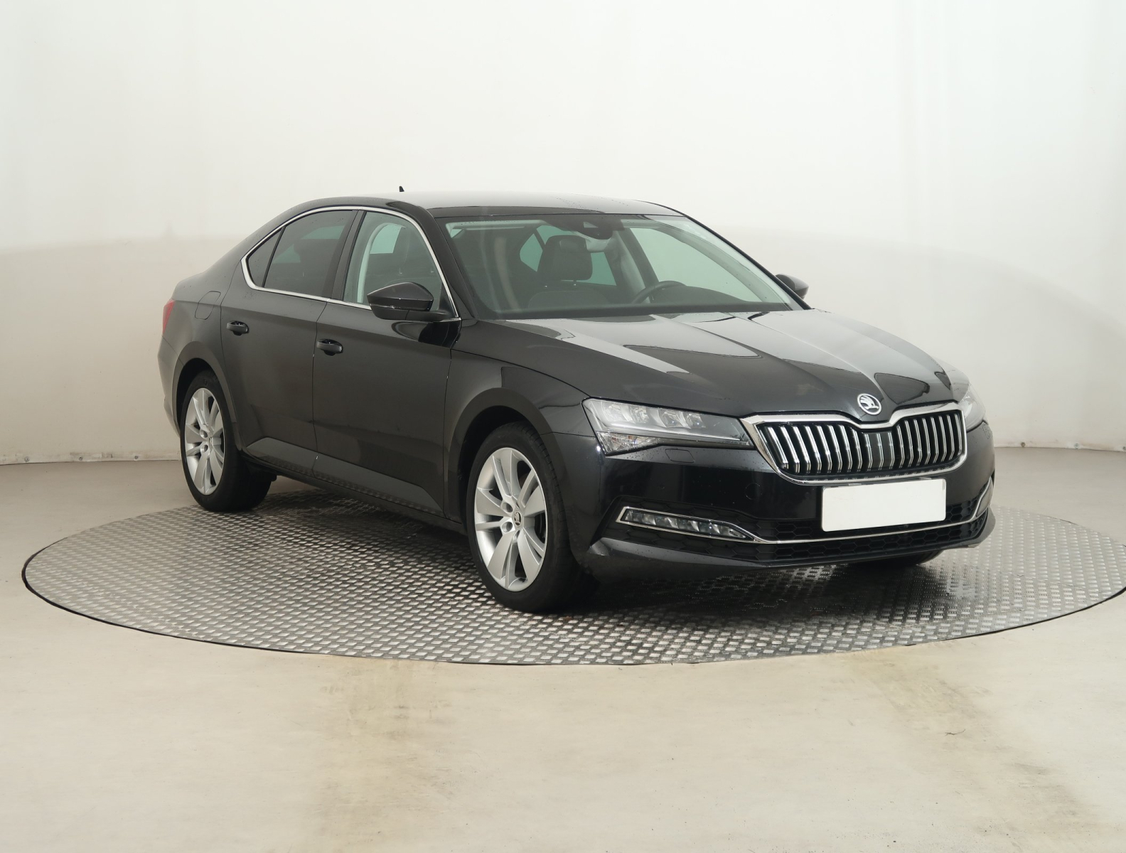 Škoda Superb - 2022