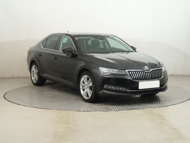 Škoda Superb - 2022