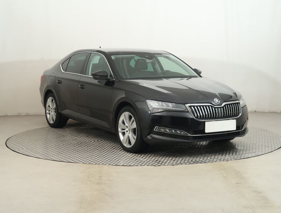 Škoda Superb - 2022