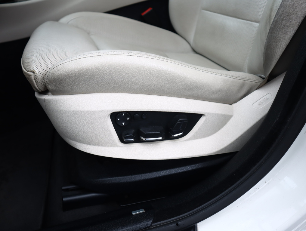 BMW 5GT