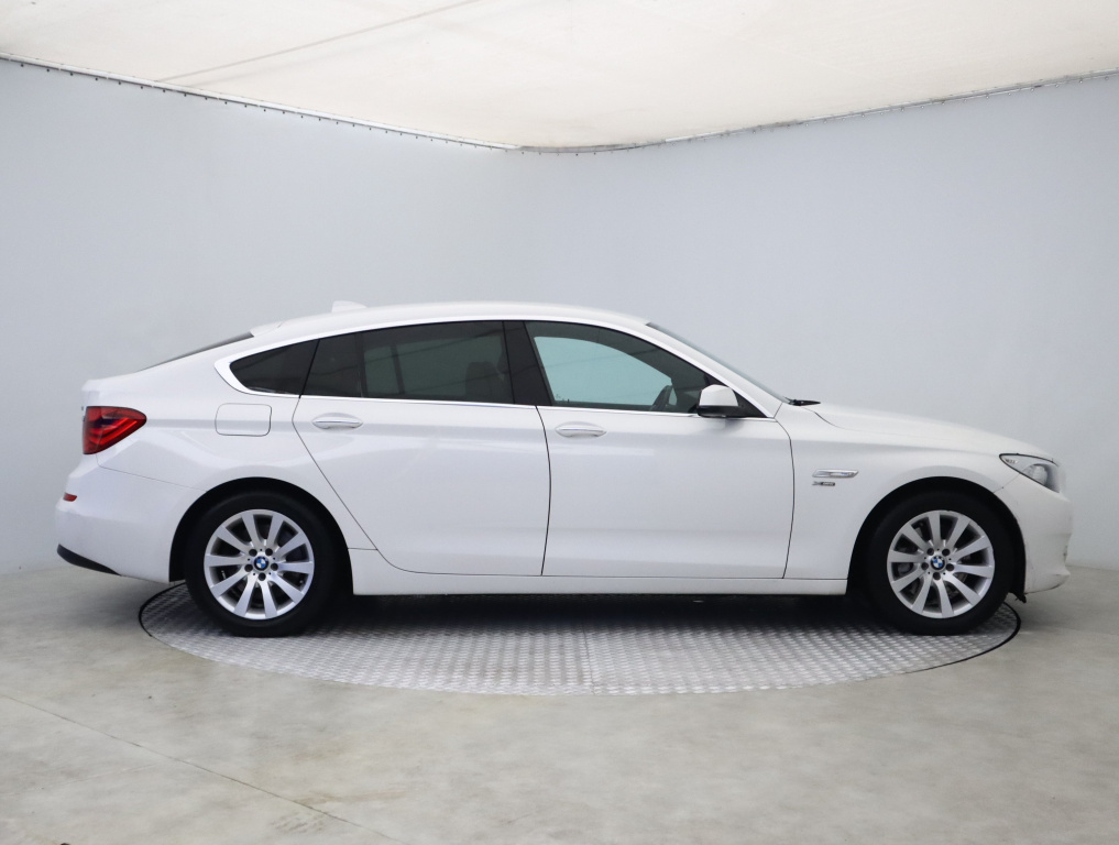 BMW 5GT