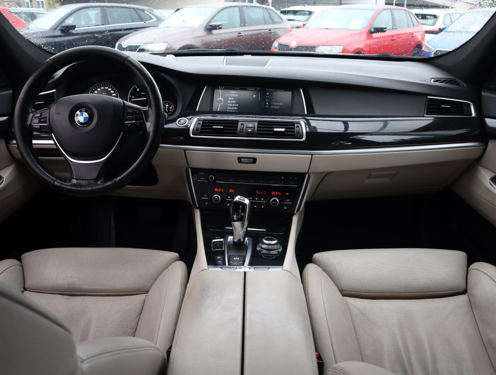 BMW 5GT