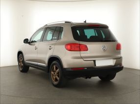 Volkswagen Tiguan - 2013