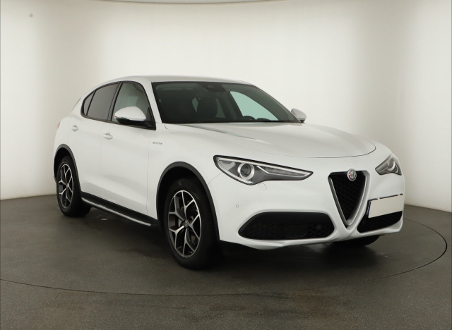 Alfa Romeo Stelvio 2020