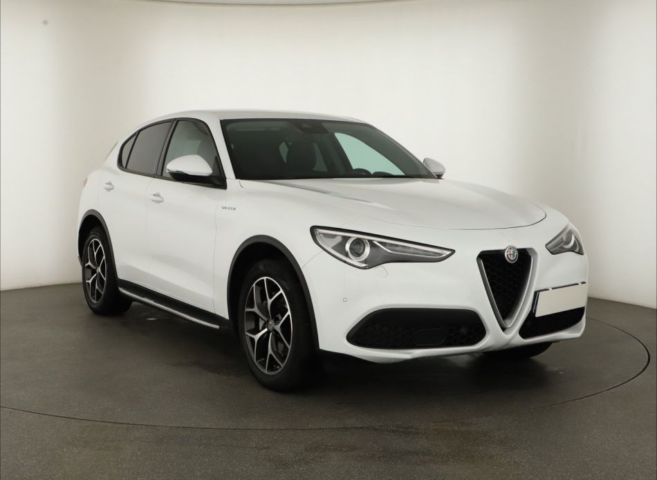 Alfa Romeo Stelvio - 2020