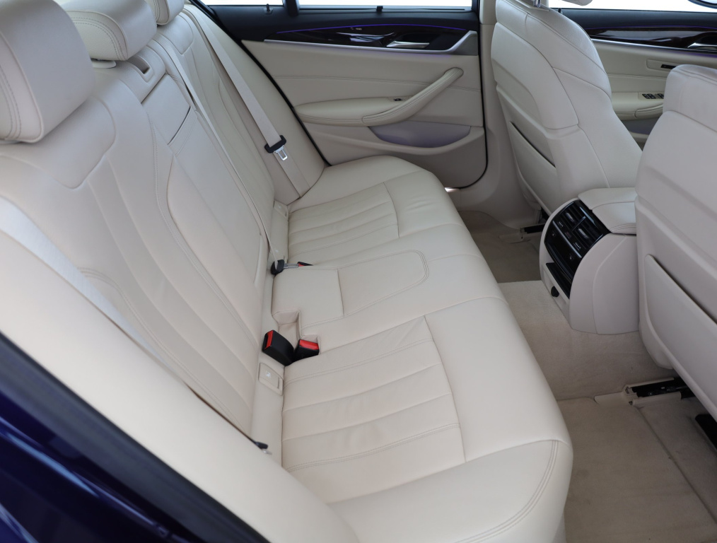 BMW 5