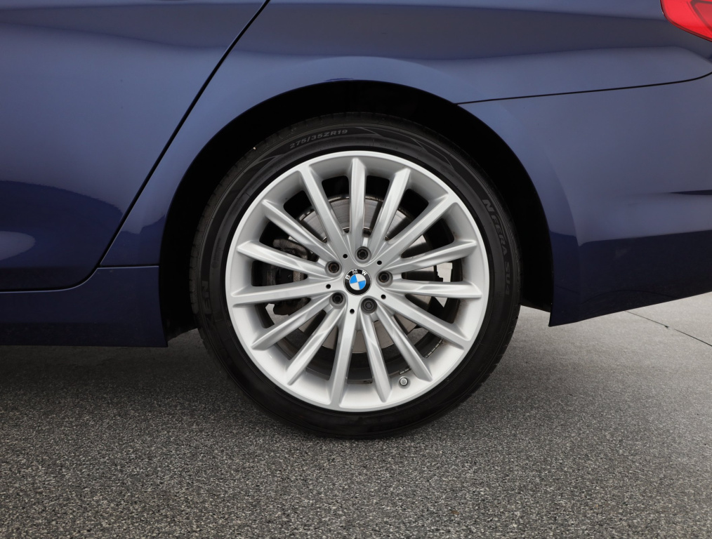 BMW 5