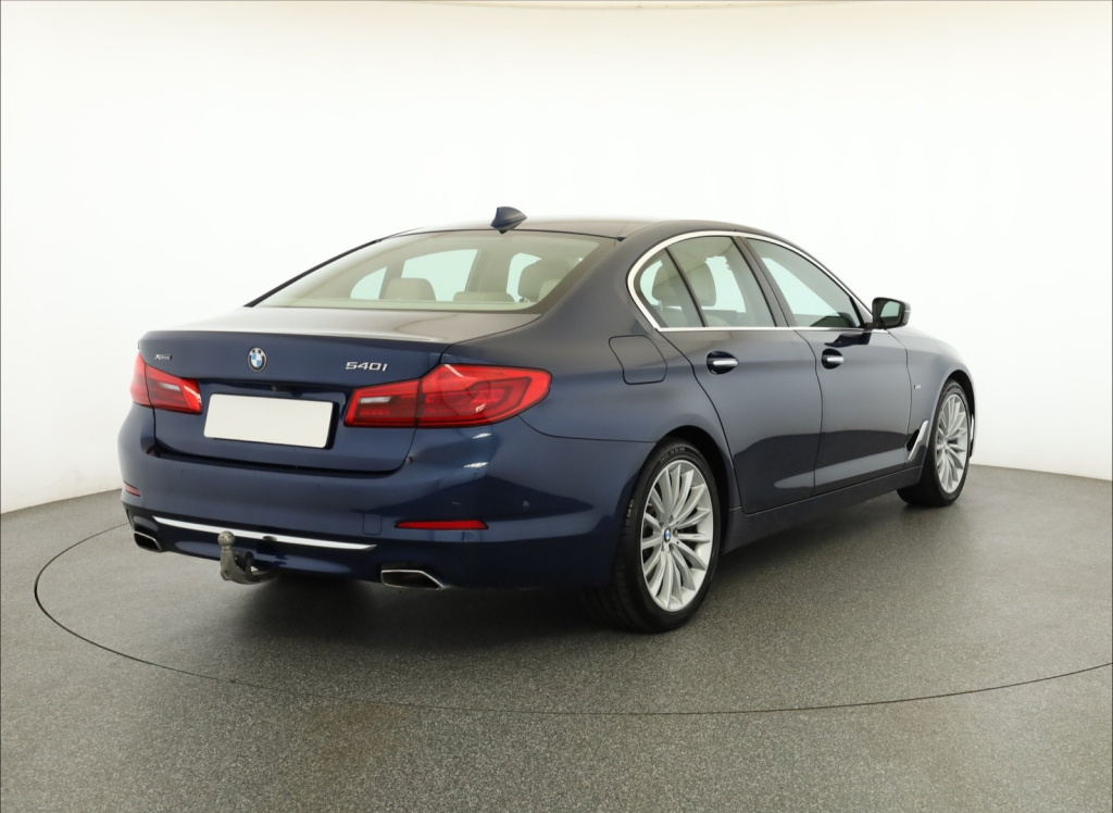 BMW 5