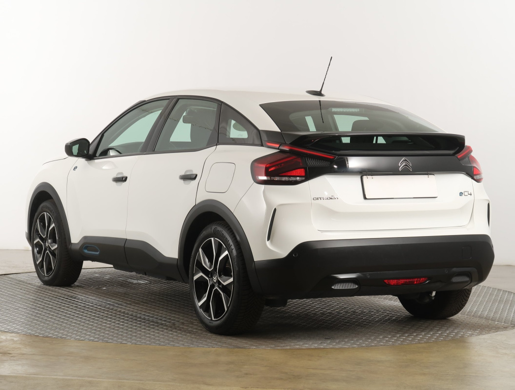 Citroen e-C4
