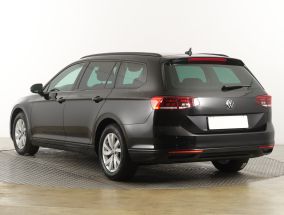 Volkswagen Passat - 2022