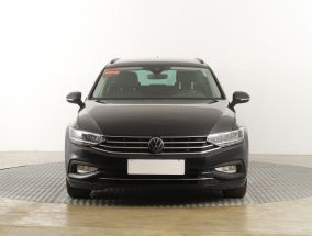 Volkswagen Passat - 2022