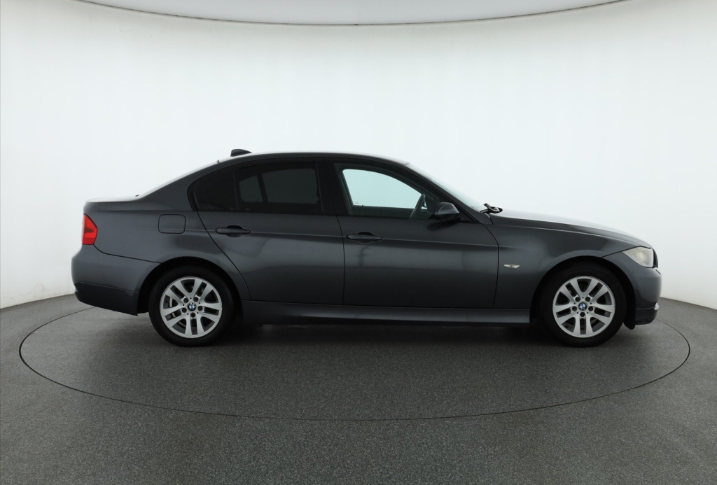 BMW 3