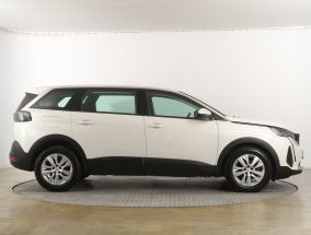 Peugeot 5008 - 2021