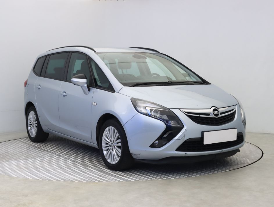 Opel Zafira - 2014