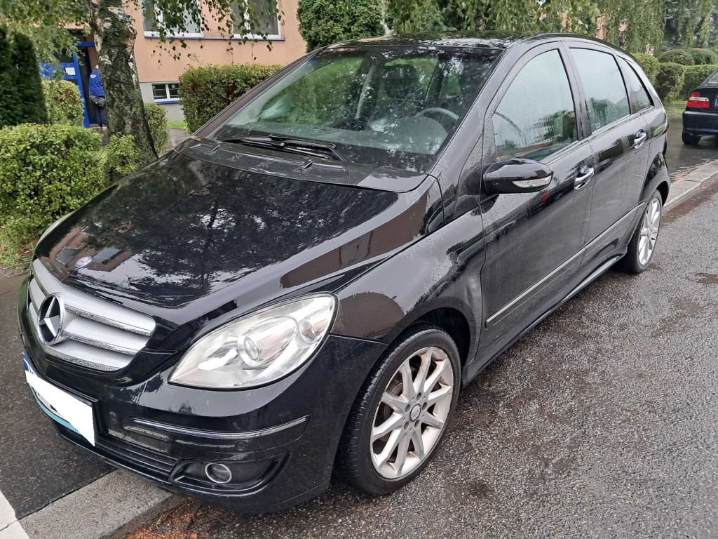 Mercedes-Benz B