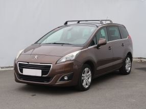 Peugeot 5008 - 2015