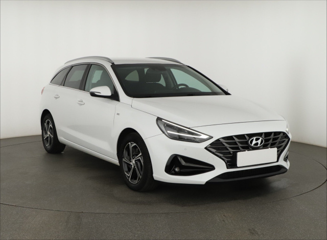 Hyundai i30 2022