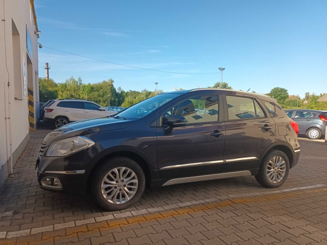 Suzuki SX4 S-Cross 2013
