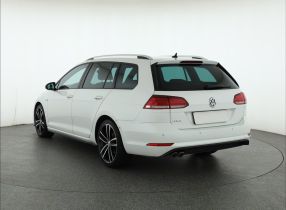 Volkswagen Golf - 2017