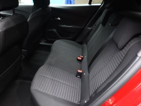 Peugeot 2008 - 2025