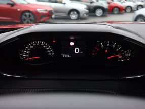 Peugeot 2008 - 2025