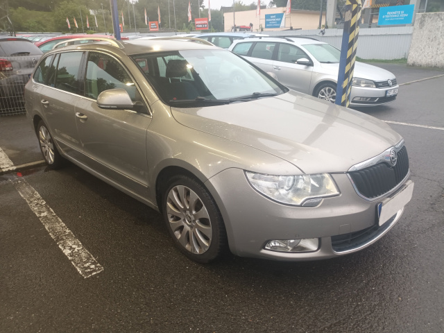 Škoda Superb 2010
