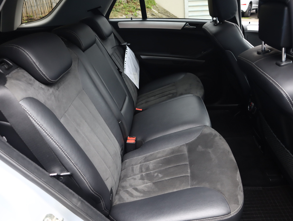 Mercedes-Benz ML