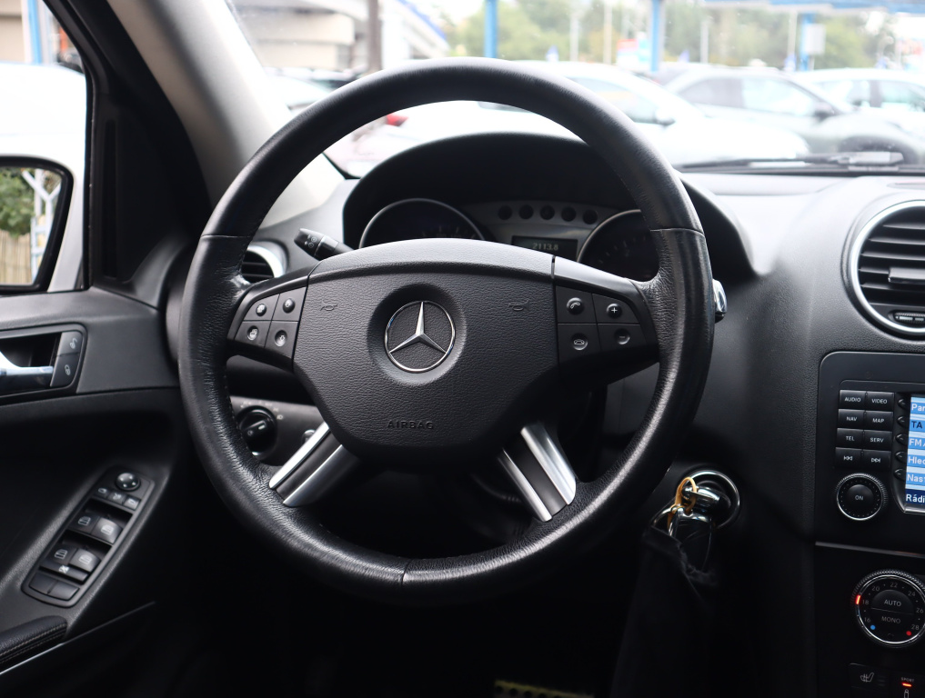 Mercedes-Benz ML