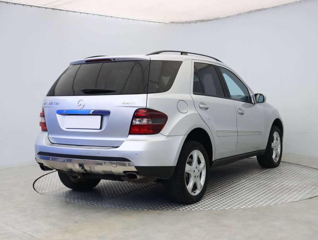 Mercedes-Benz ML