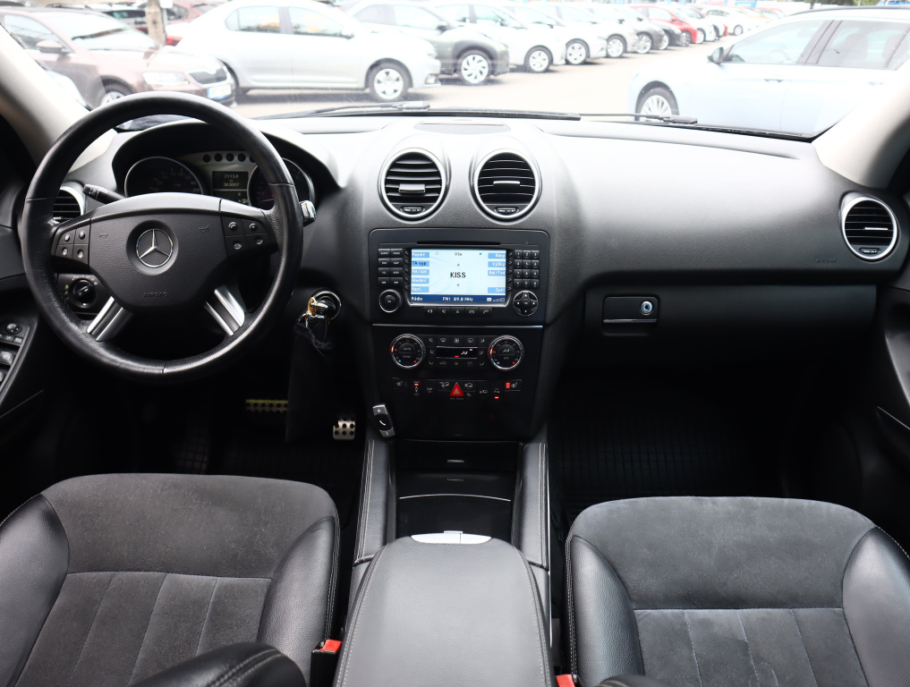 Mercedes-Benz ML