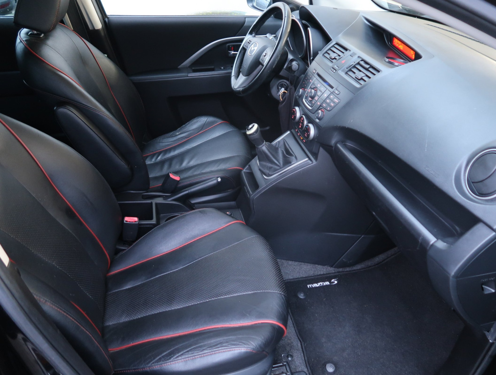 Mazda 5