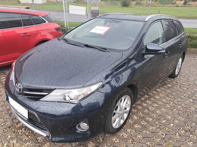 Toyota Auris 2014